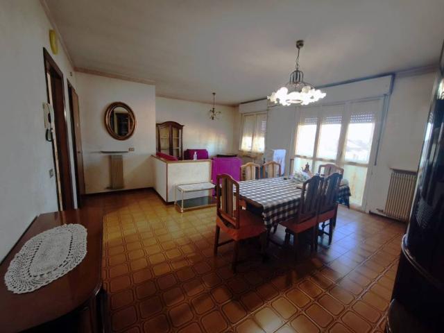 Appartamento in vendita a Carpaneto Piacentino, Piacenza