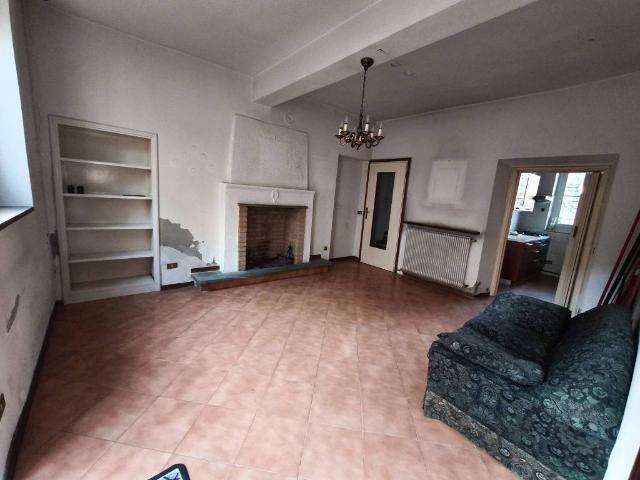 Appartamento in vendita a Carpaneto Piacentino, Piacenza