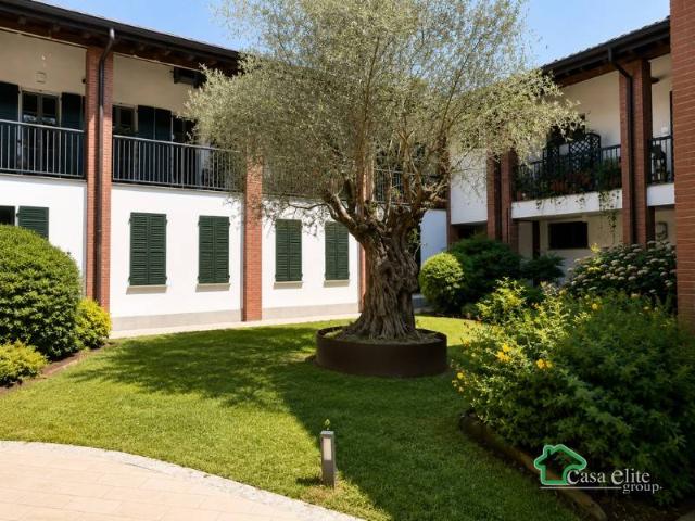 Appartamento in vendita a Carpiano, Lombardia