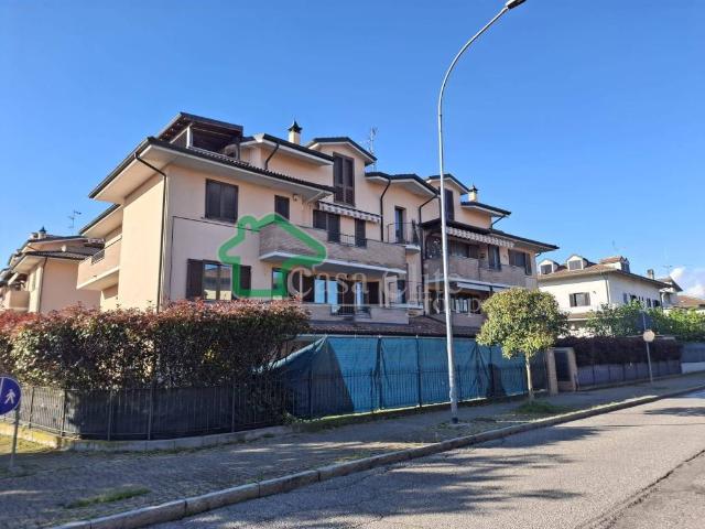 Appartamento in vendita a Carpiano, Lombardia