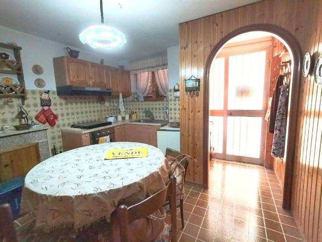 Appartamento in vendita a Carpinone, Isernia