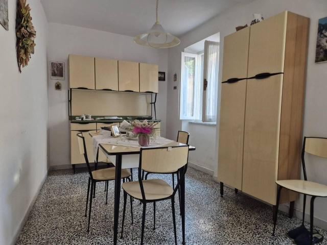 Appartamento in vendita a Miseglia, Carrara