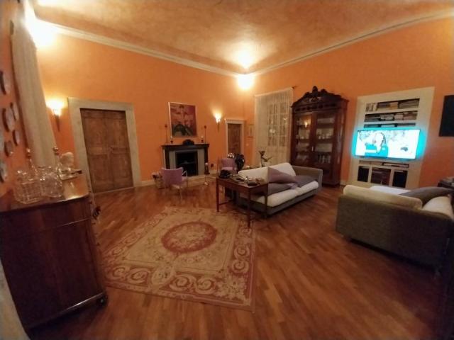 Appartamento in vendita a Pontecimato, Carrara