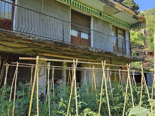 Appartamento in vendita a Colonnata, Carrara