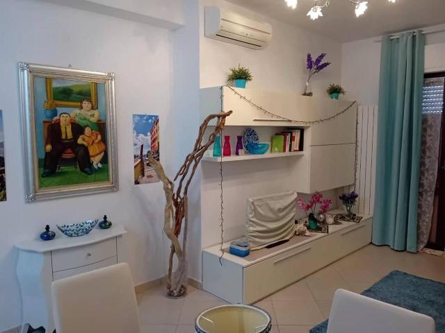 Appartamento in vendita a Marina di Carrara, Carrara