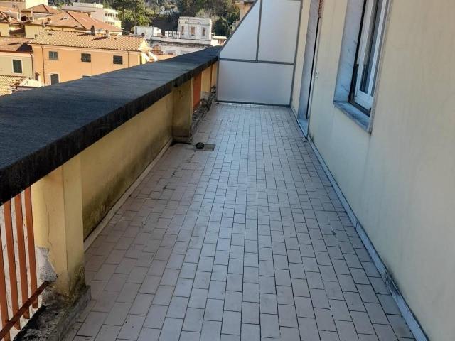 Appartamento in vendita a Pontecimato, Carrara