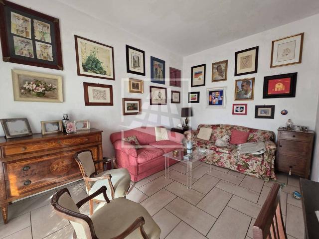 Appartamento in vendita a Marina di Carrara, Carrara