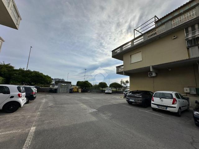Appartamento in vendita a Marina di Carrara, Carrara