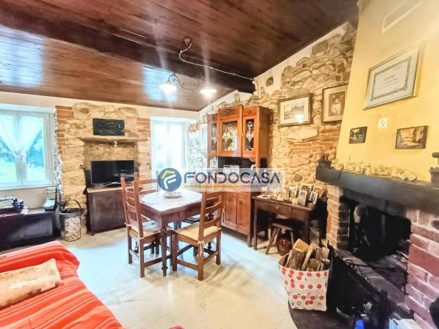 Appartamento in vendita a Carrara, Toscana