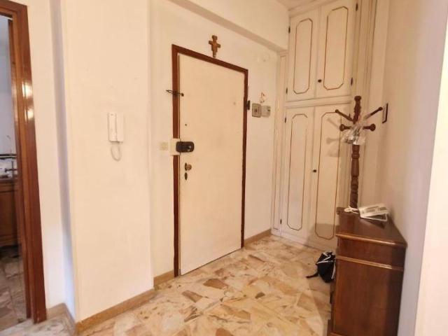 Appartamento in vendita a Carrara, Toscana