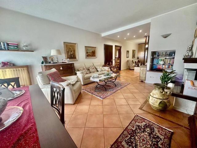 Appartamento in vendita a La Prada, Carrara