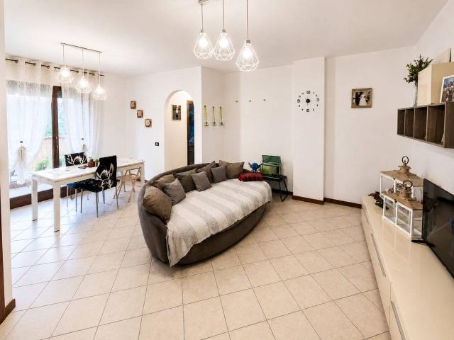 Appartamento in vendita a Perticata, Carrara