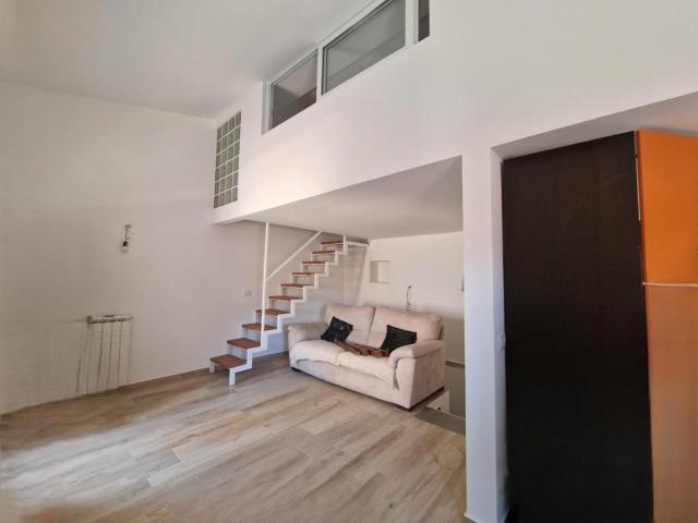 Appartamento in vendita a Carrara, Toscana