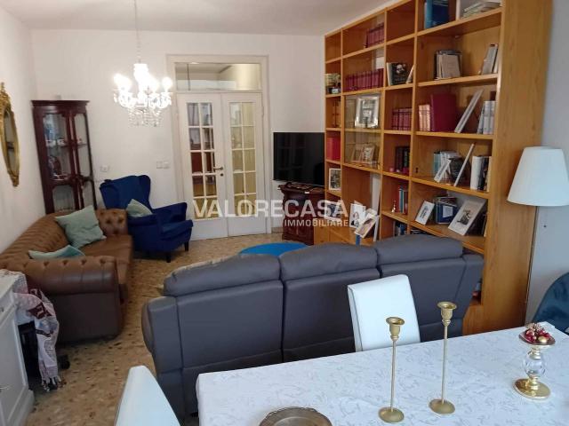 Appartamento in vendita a Sant'Antonio, Carrara