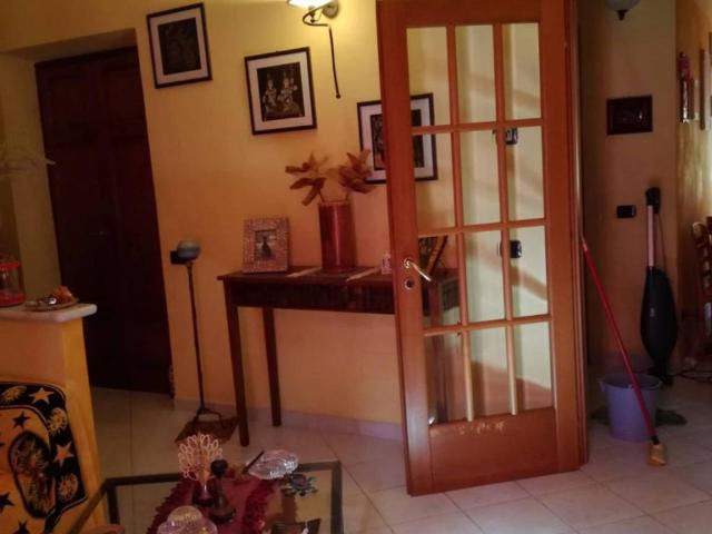 Appartamento in vendita a Carrara, Toscana