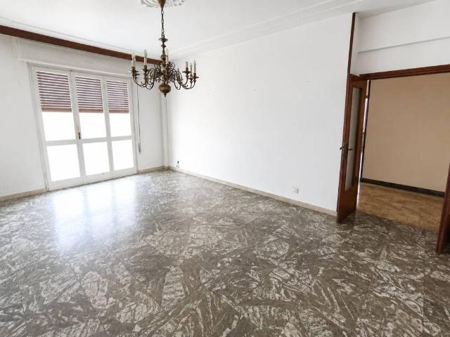 Appartamento in vendita a Carrara, Toscana