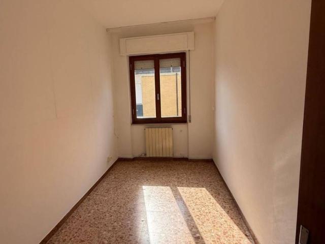 Appartamento in vendita a Marina di Carrara, Carrara