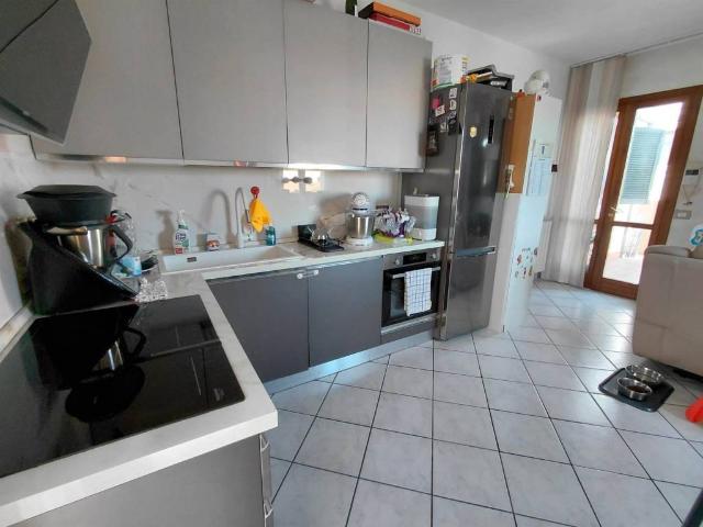 Appartamento in vendita a Marina di Carrara, Carrara