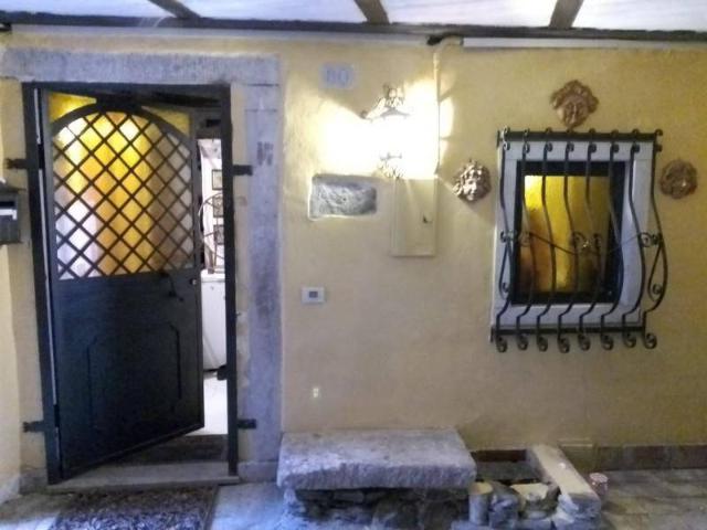 Appartamento in vendita a Carrara, Toscana