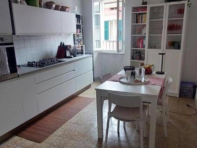 Appartamento in vendita a Fabbrica, Carrara