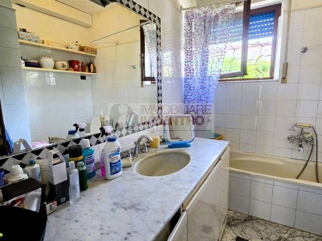Appartamento in vendita a Marina di Carrara, Carrara