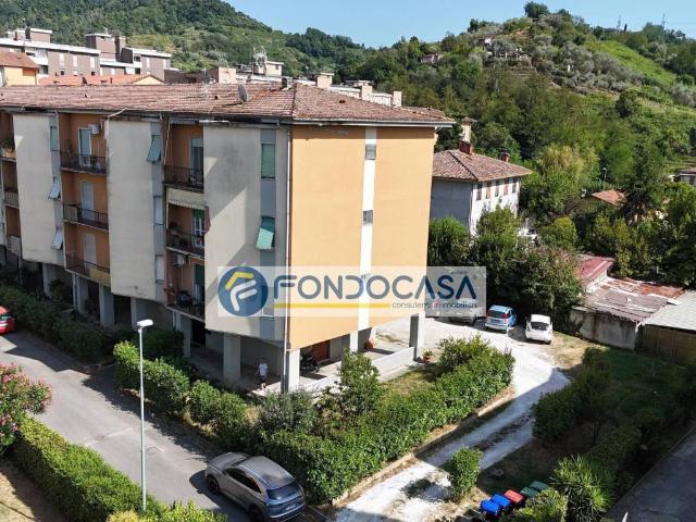 Appartamento in vendita a Bonascola, Carrara