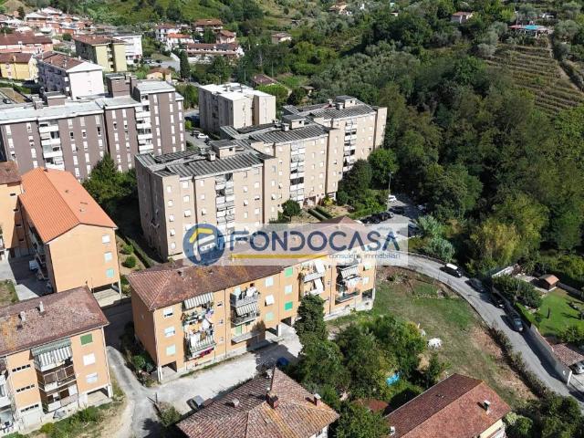 Appartamento in vendita a Bonascola, Carrara