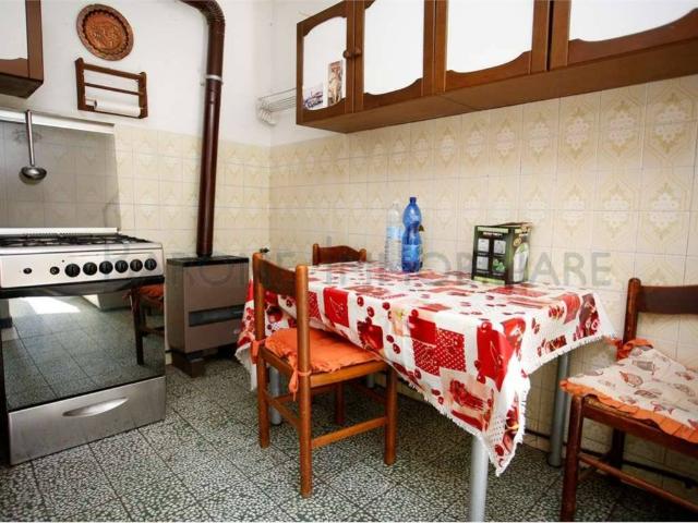 Appartamento in vendita a Carrara, Toscana