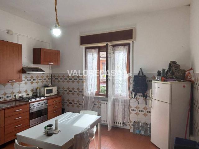 Appartamento in vendita a Marina di Carrara, Carrara