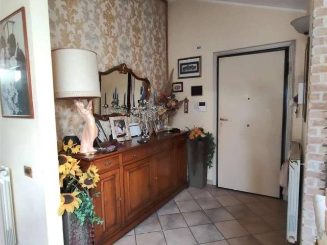 Appartamento in vendita a Carrara, Toscana