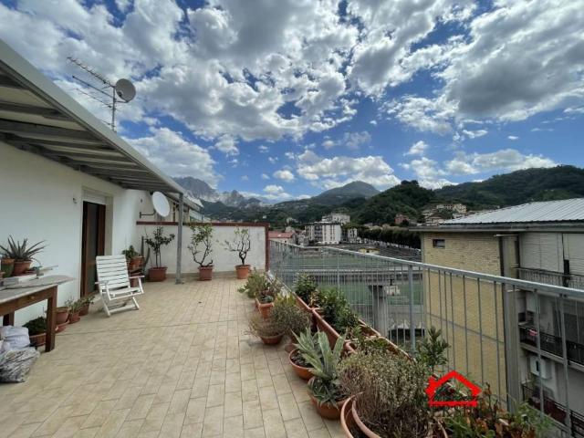 Appartamento in vendita a Fabbrica, Carrara