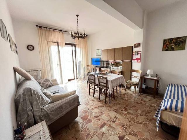 Appartamento in vendita a Marina di Carrara, Carrara