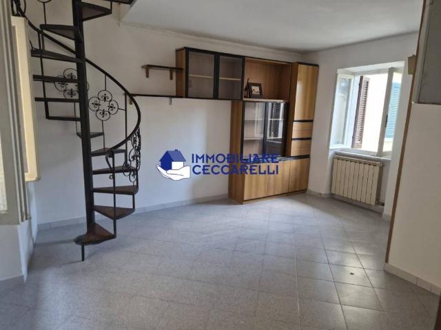 Appartamento in vendita a Carrara, Toscana
