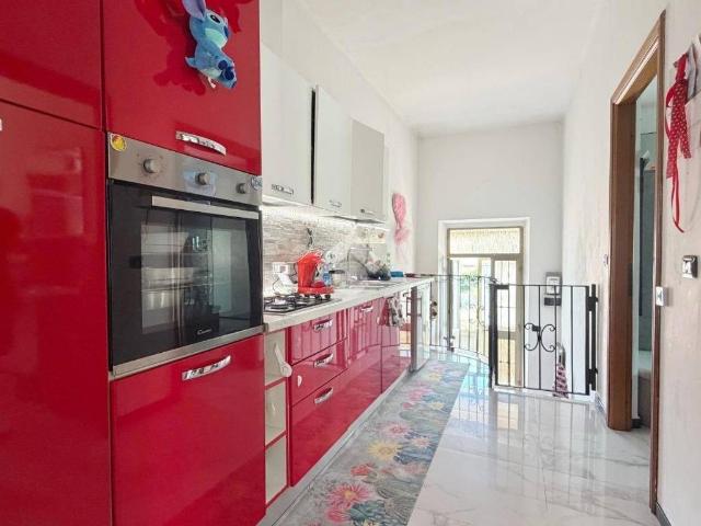 Appartamento in vendita a Carrara, Toscana