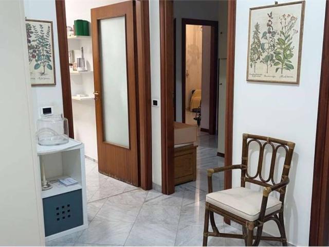 Appartamento in vendita a Marina di Carrara, Carrara