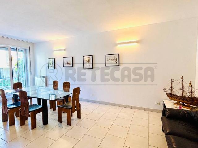 Appartamento in vendita a Fabbrica, Carrara