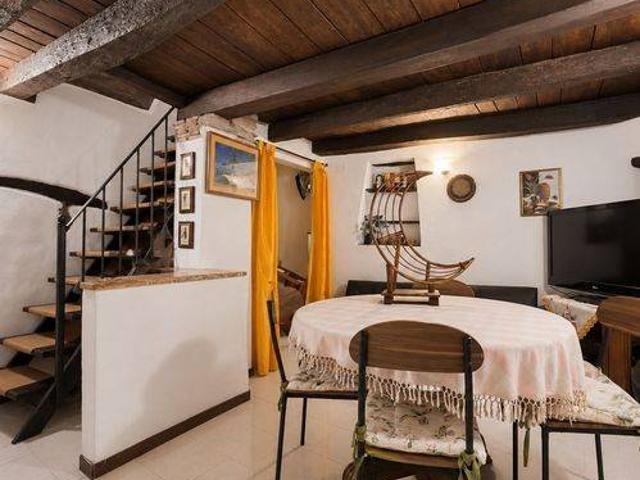 Appartamento in vendita a Carrara, Toscana