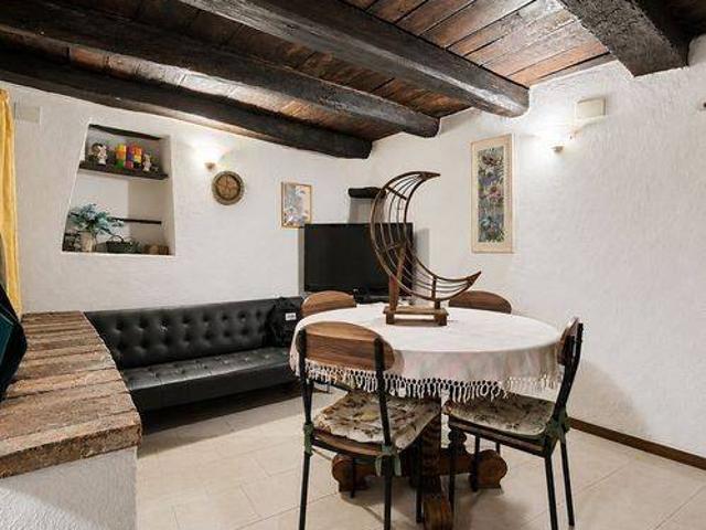 Appartamento in vendita a Carrara, Toscana