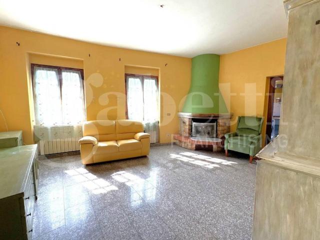 Appartamento in vendita a Fabbrica, Carrara