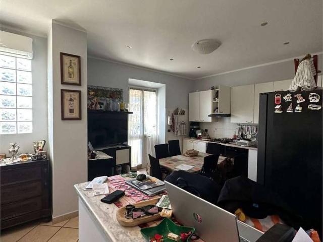 Appartamento in vendita a Pontecimato, Carrara