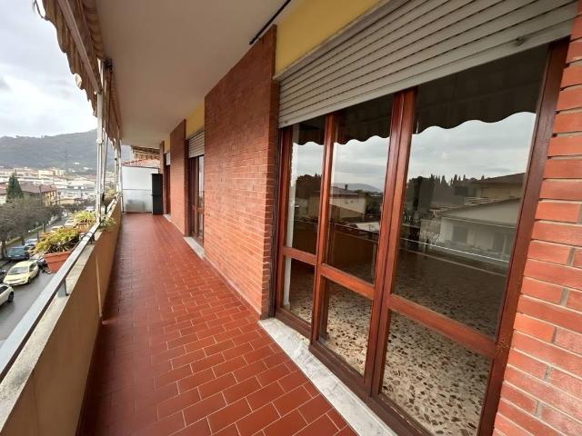 Appartamento in vendita a Perticata, Carrara