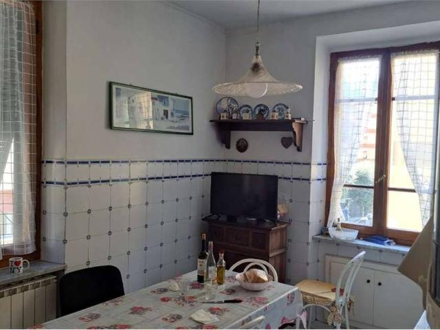 Appartamento in vendita a Pontecimato, Carrara
