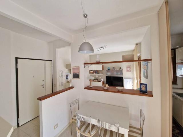 Appartamento in vendita a Marina di Carrara, Carrara