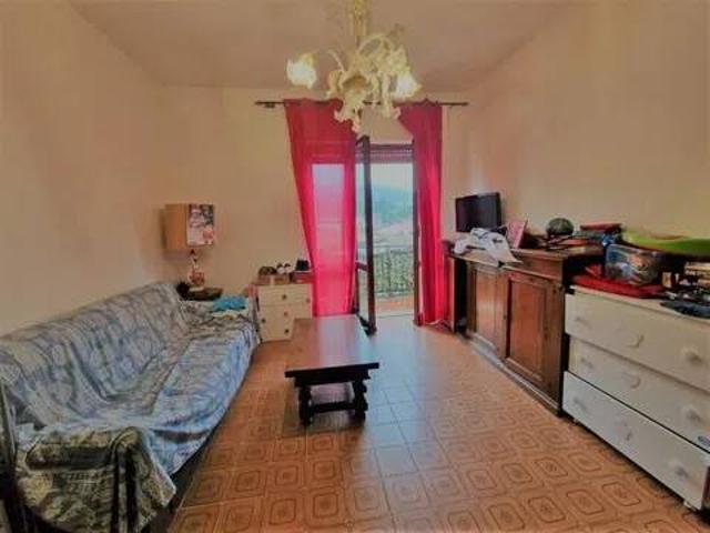 Appartamento in vendita a Pontecimato, Carrara