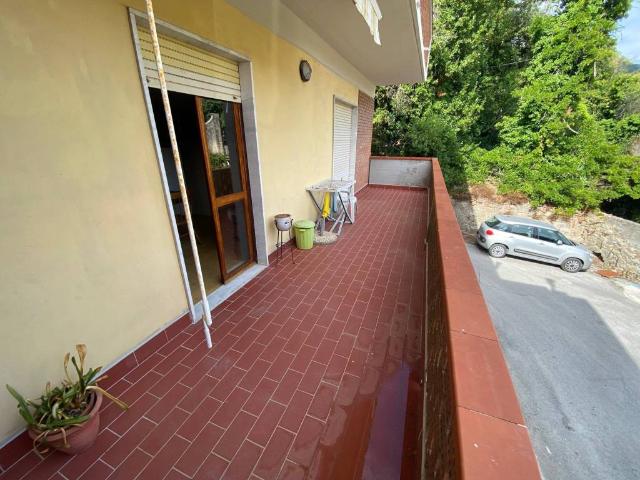 Appartamento in vendita a Fabbrica, Carrara