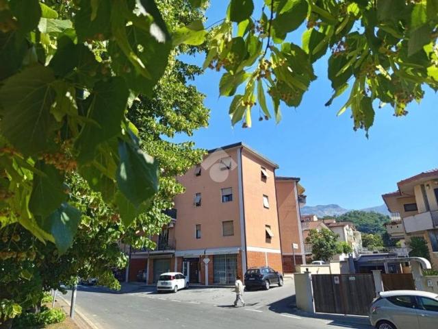 Appartamento in vendita a Pontecimato, Carrara
