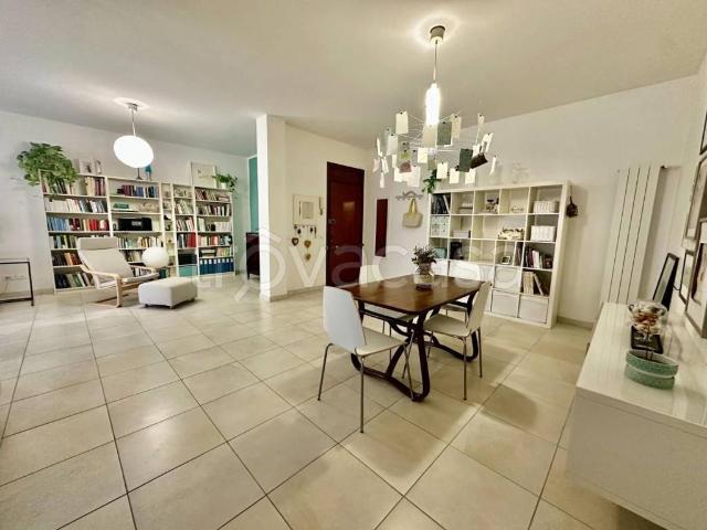 Appartamento in vendita a Marina di Carrara, Carrara