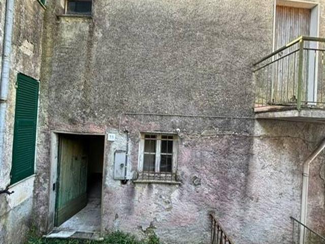 Appartamento in vendita a Carro, Liguria
