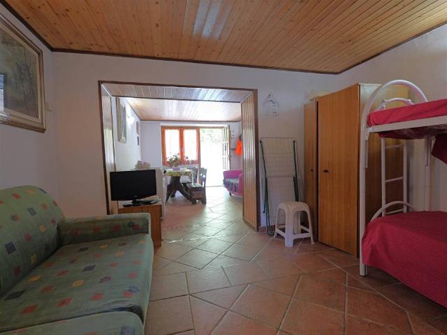 Appartamento in vendita a Carrodano, Liguria