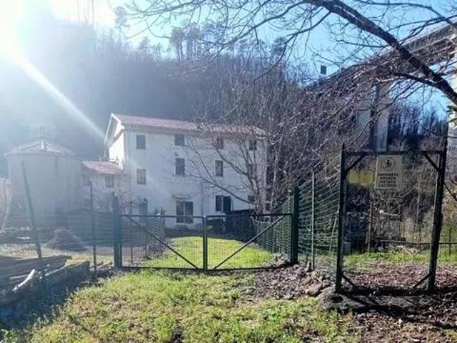 Appartamento in vendita a Mattarana, Carrodano